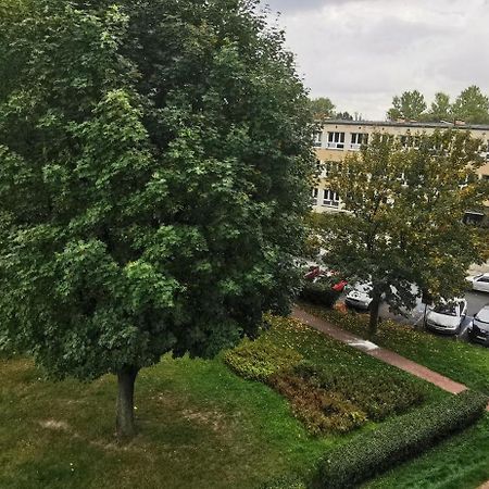 27 Kawalerka Apartman Częstochowa Kültér fotó